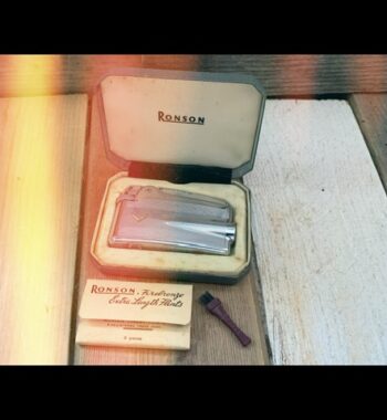 Ronson Varaflame collectable lighter box accessories 1980 England