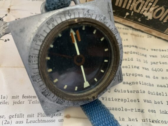 Physica March Compass P1 aka M/III 1944 Finland Germany Netherlands