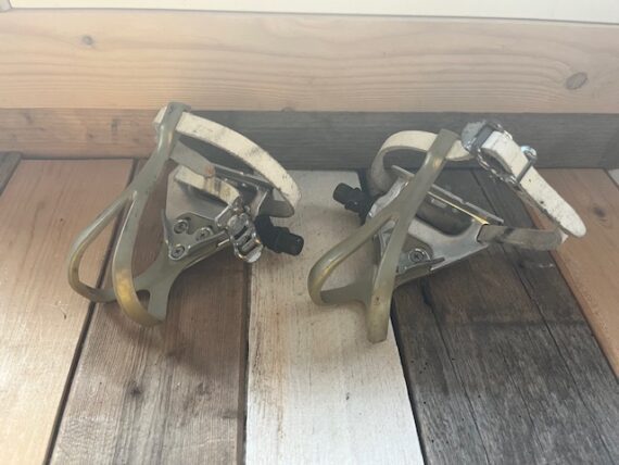 Shimano PD-A550 race bike pedals with toe clips 1990 Japan - Image 2