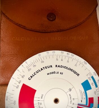 Graphoplex Modele 62 circular slide rule in case Radiological 1960 France