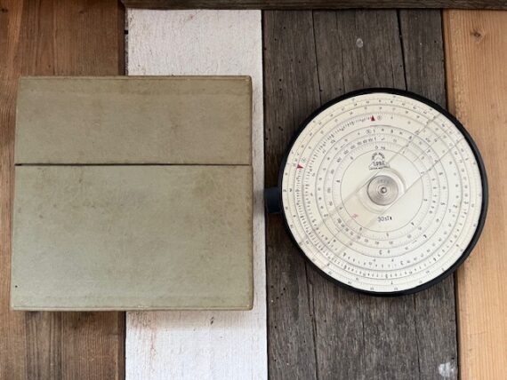 Loga 30sTt 360 circular duplex slide rule in case 1970 Switzerland - Image 2