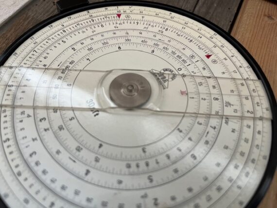 Loga 30sTt 360 circular duplex slide rule in case 1970 Switzerland