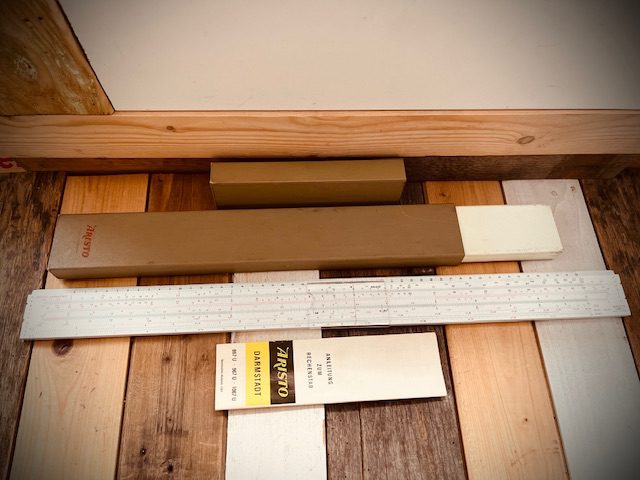 Aristo 1067U Darmstadt 55cm 22″ slide rule full set 1968 Germany