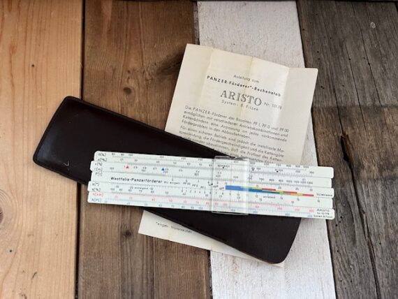 Aristo 10178 Panzerförderer slide rule Filzek tank tracks