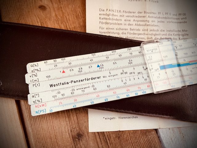 Aristo 10178 Panzerförderer slide rule Filzek tank tracks