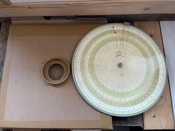 Loga 75T circular slide rule used display box 1960 Switzerland