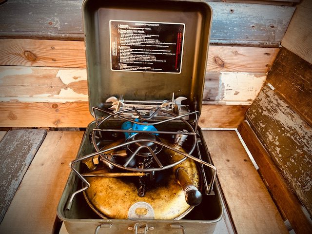 Heinze Geniol metal case camp stove full set NATO 1980 Netherlands
